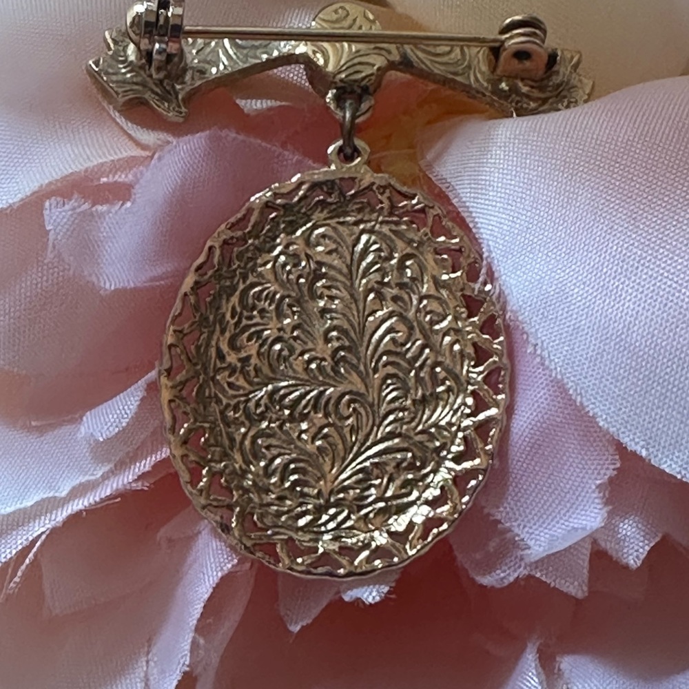 Vintage Faux Pearl & Rhinestone Drop Brooch Pin - Picture 8 of 9